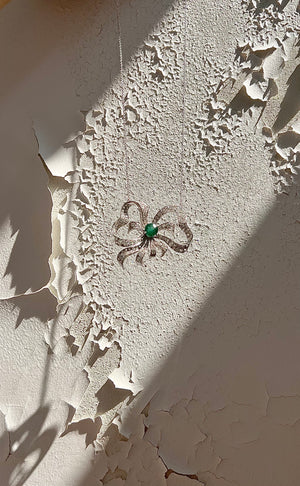 Platinum Bow with Emerald and Diamonds